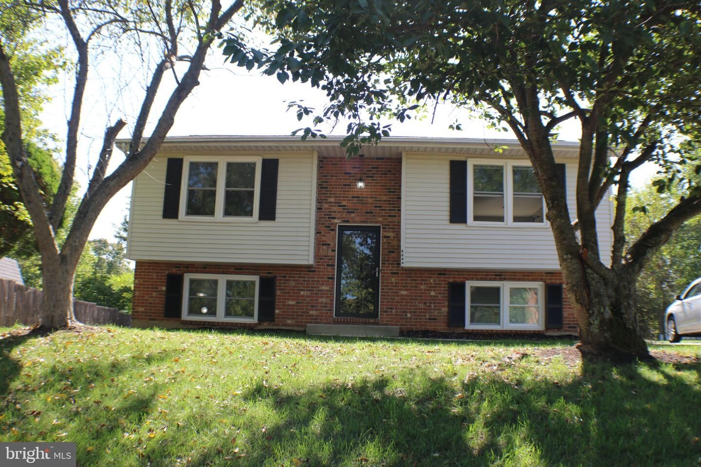 Property Photo: 5077 Macnamara Drive VA 22407