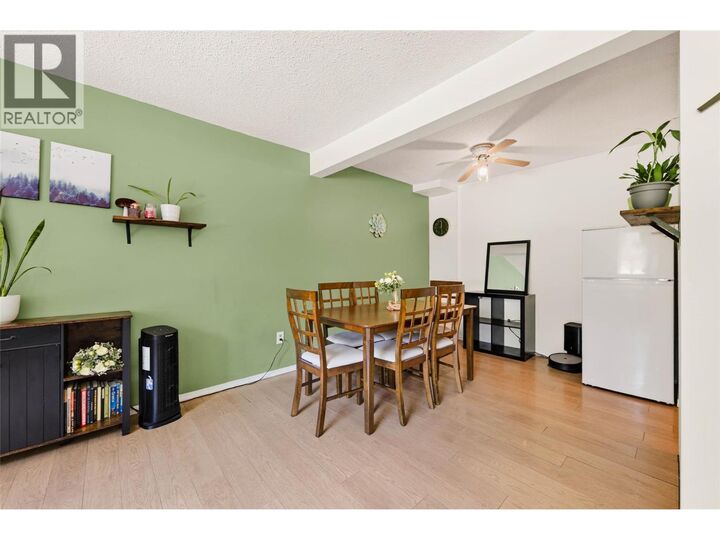 Property Photo: 429 Richards W Street BC V1L 3K2