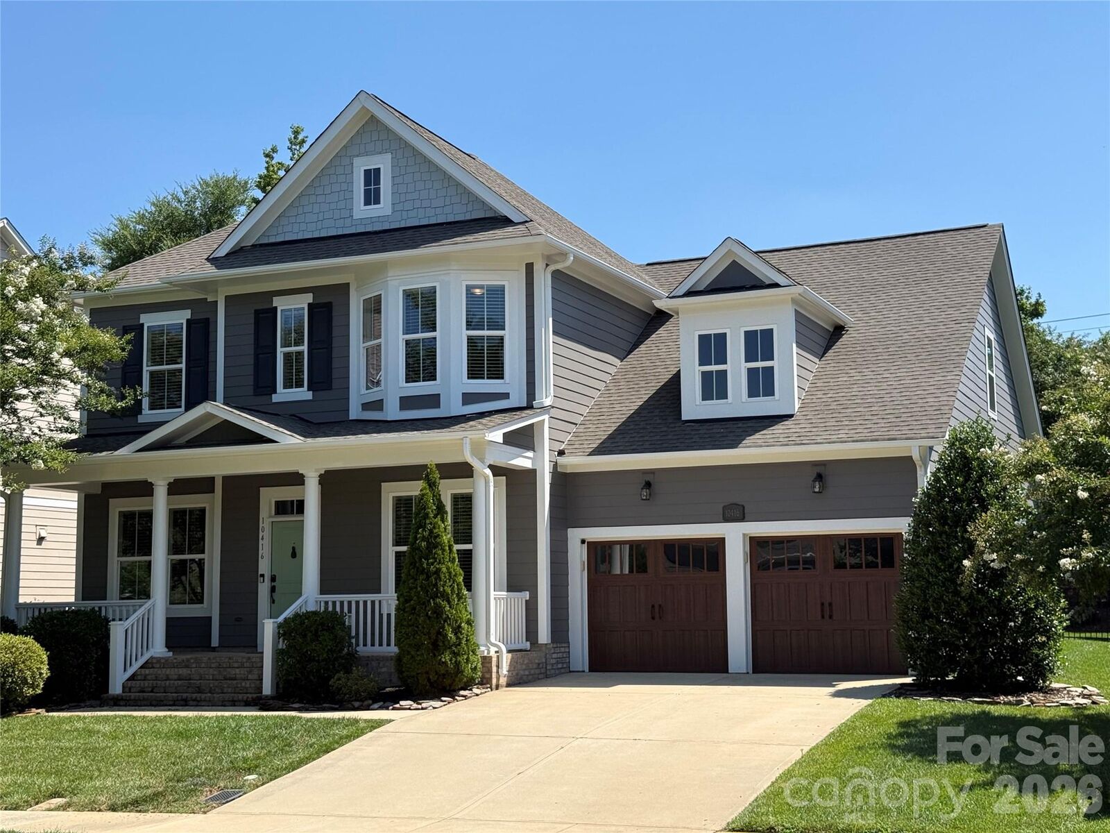 Property Photo: 10416 Ambercrest Court NW NC 28078