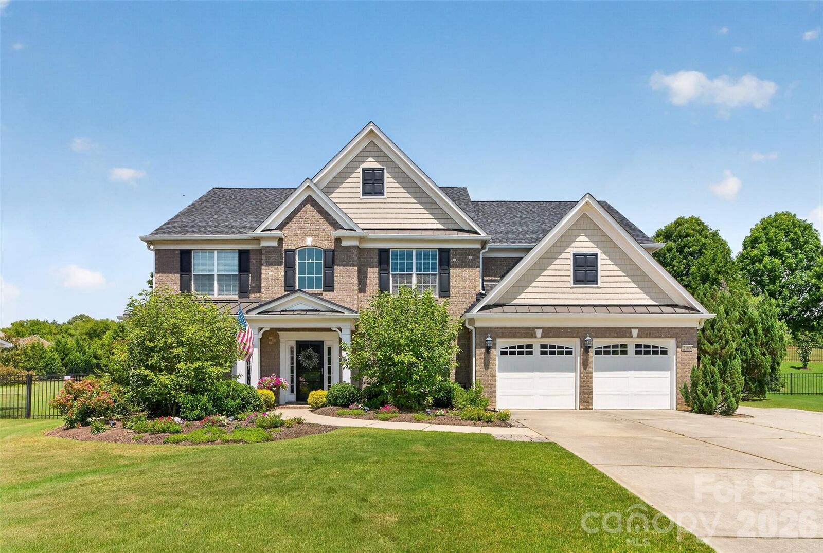 Property Photo:  2109 Goddard Way  NC 28173 