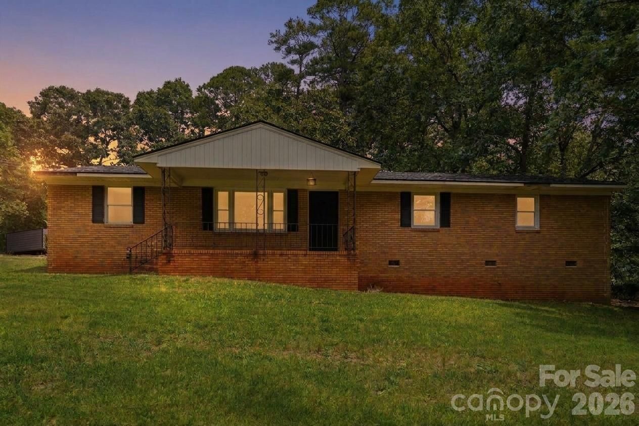 Property Photo: 313 Park Terrace Drive NC 28012
