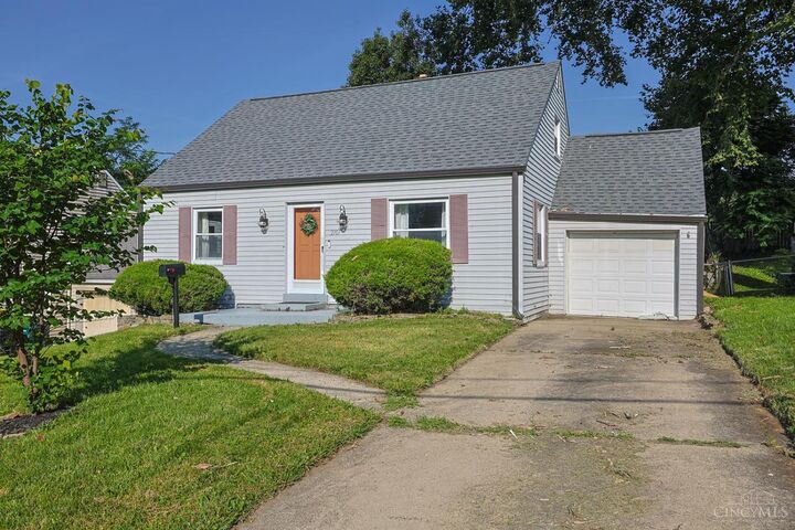 Property Photo:  2707 Redfield Place  OH 45230 