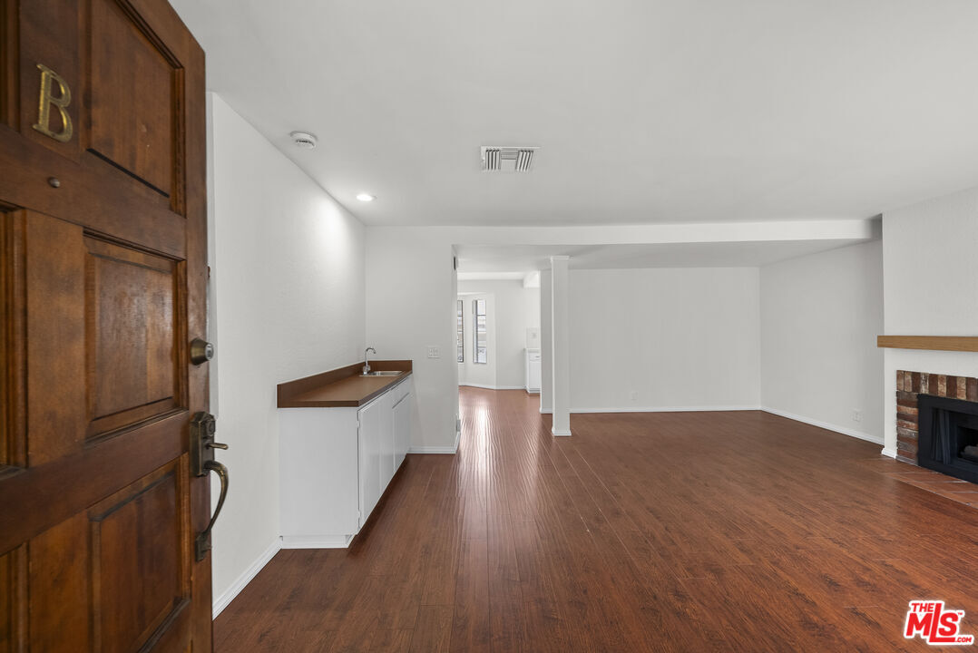 Property Photo: 417 N Alhambra Ave CA 91755