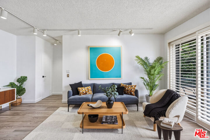Property Photo: 11867 Idaho Ave CA 90025