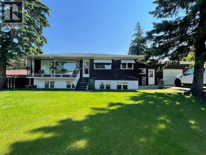Property Photo: 4605 56 Avenue AB T9V 0Z9