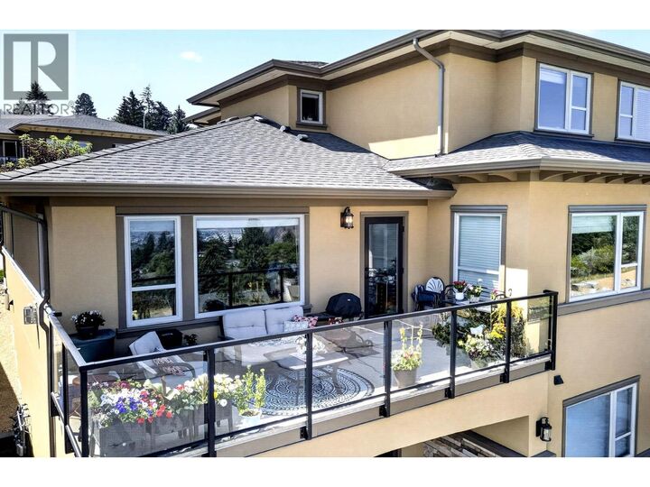 Property Photo:  2171 Van Horne Drive 12  BC V1S 0E2 