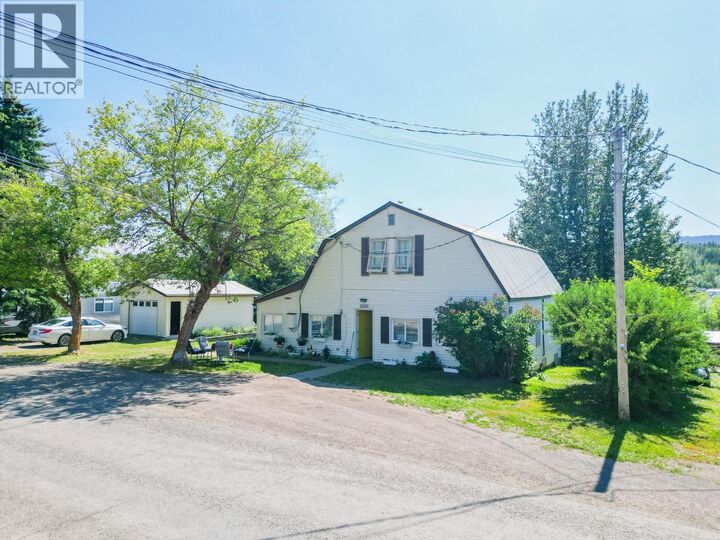 Property Photo: 2105 Gerow Island Road BC V0J 1E2