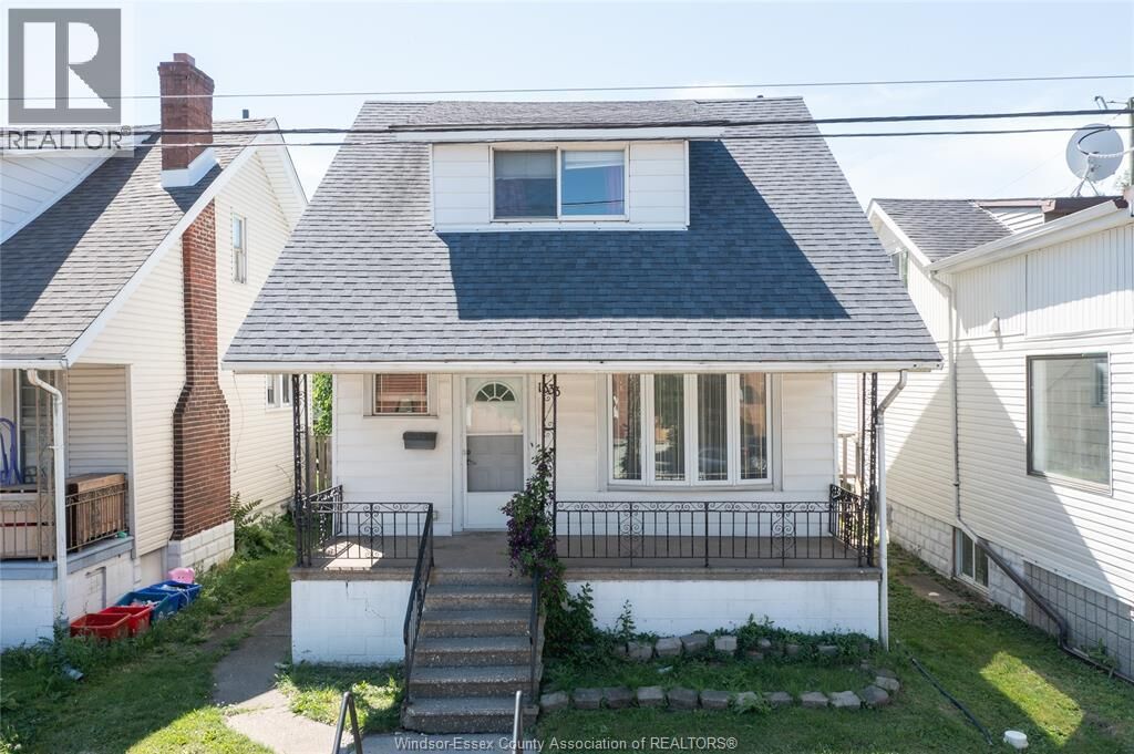 Property Photo: 1333 Wyandotte Street ON N9B 1H3