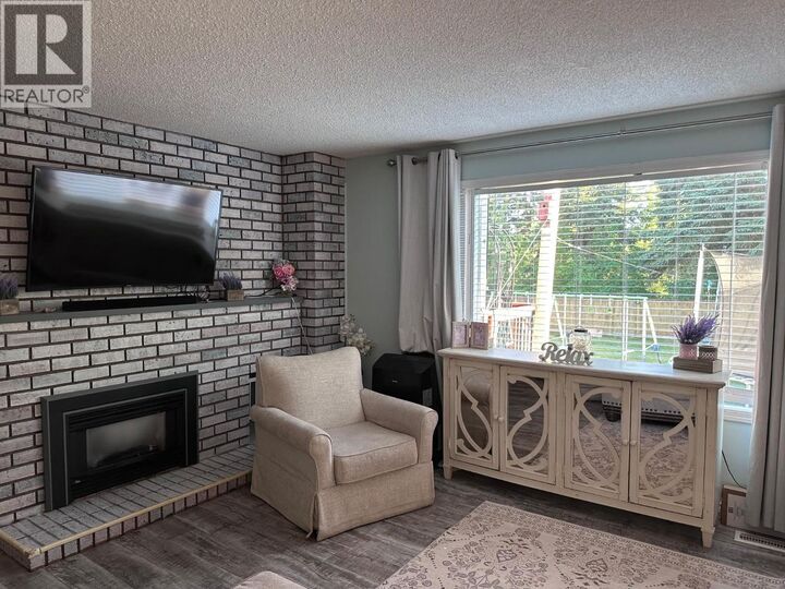 Property Photo: 4343 Allen Avenue BC V2M 5Z6