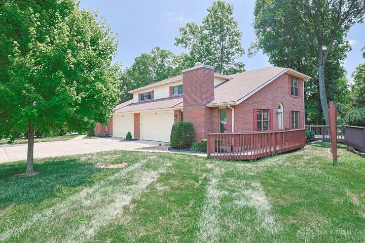 Property Photo: 6331 Adams Circle 16 OH 45459