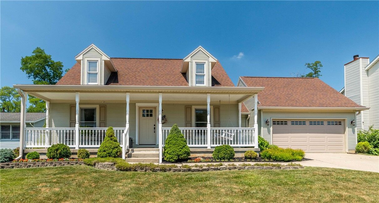 Property Photo:  827 Meyers Court  OH 45377 