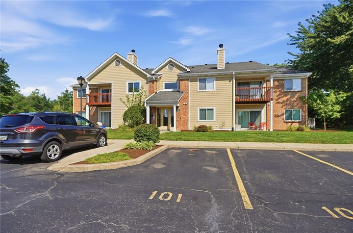 Property Photo:  172 Mallard Glen Drive 5  OH 45458 