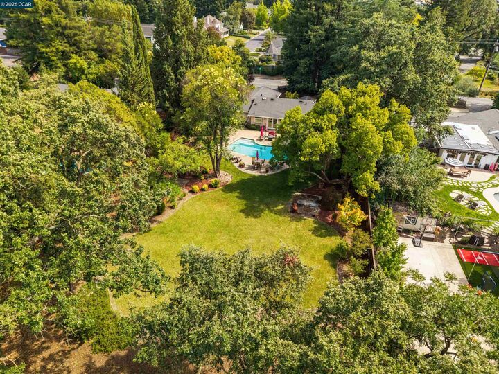 Property Photo: 2065 Diablo Rd CA 94528