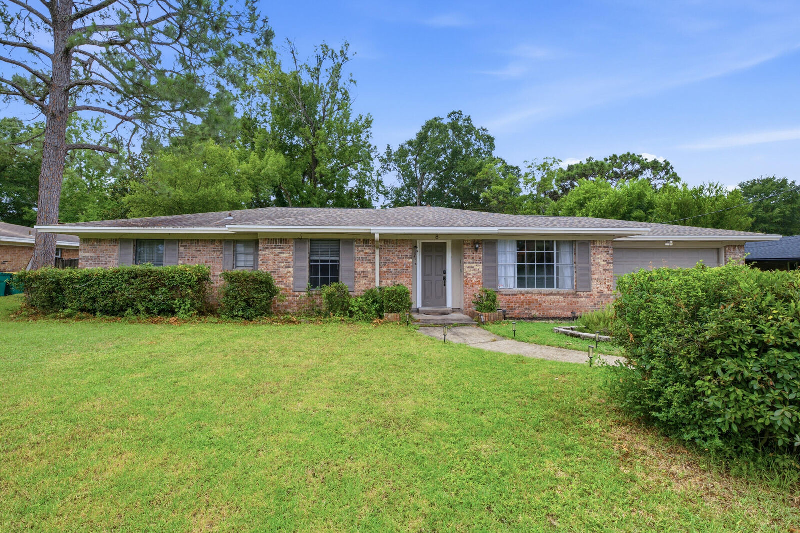 Property Photo:  8 Poplar Avenue  FL 32579 