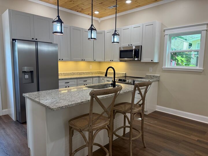 Property Photo:  121 4th  KY 41240 