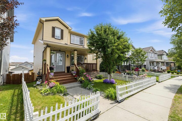 Property Photo:  2803 12 Street NW  AB T6T 0V8 