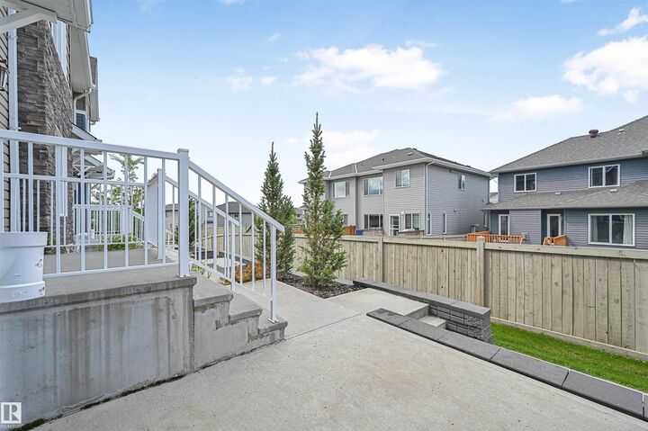 Property Photo:  2922 Maple Way NW 35  AB T6T 1A5 