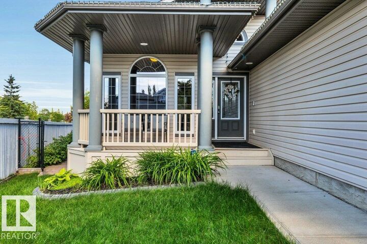 Property Photo: 48 Lamplight Drive AB T7X 0G8