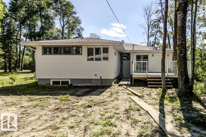 Property Photo:  B7 Golden Days  AB T0C 2P0 