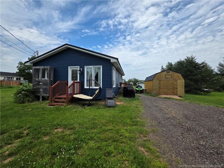 Property Photo:  13 Roy Street  NB E4V 1H6 