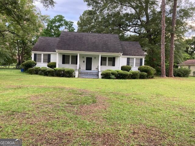 Property Photo: 304 Rosewood Drive GA 31021