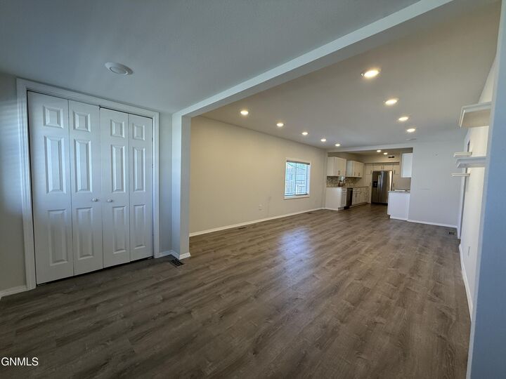 Property Photo: 1321 Main Street S ND 58701
