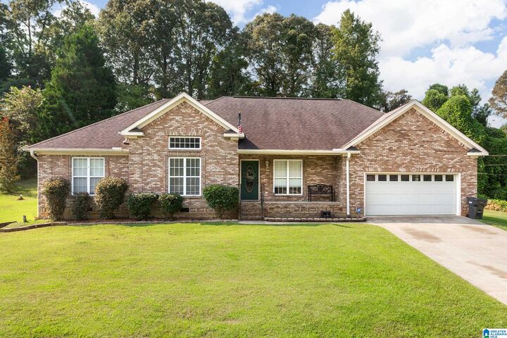 Property Photo: 2609 Watson Street AL 35907
