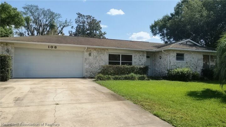 Property Photo:  108 Tortoise Road  FL 33876 