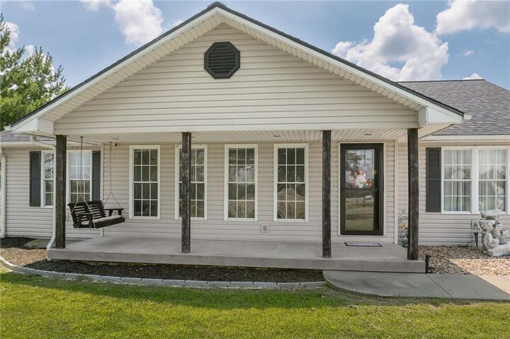 Property Photo: 10700 SE Crabapple Road MO 64401