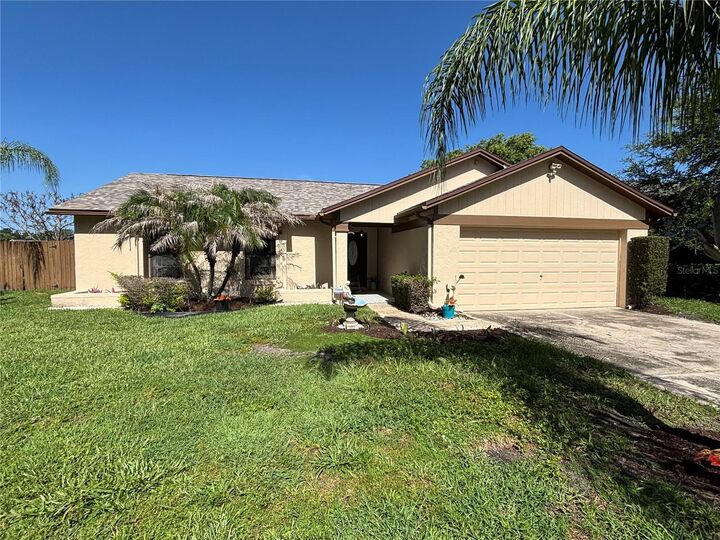 Property Photo: 9840 Balmoral Circle FL 32817
