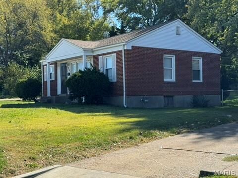 Property Photo:  840 Pershall Road  MO 63031 