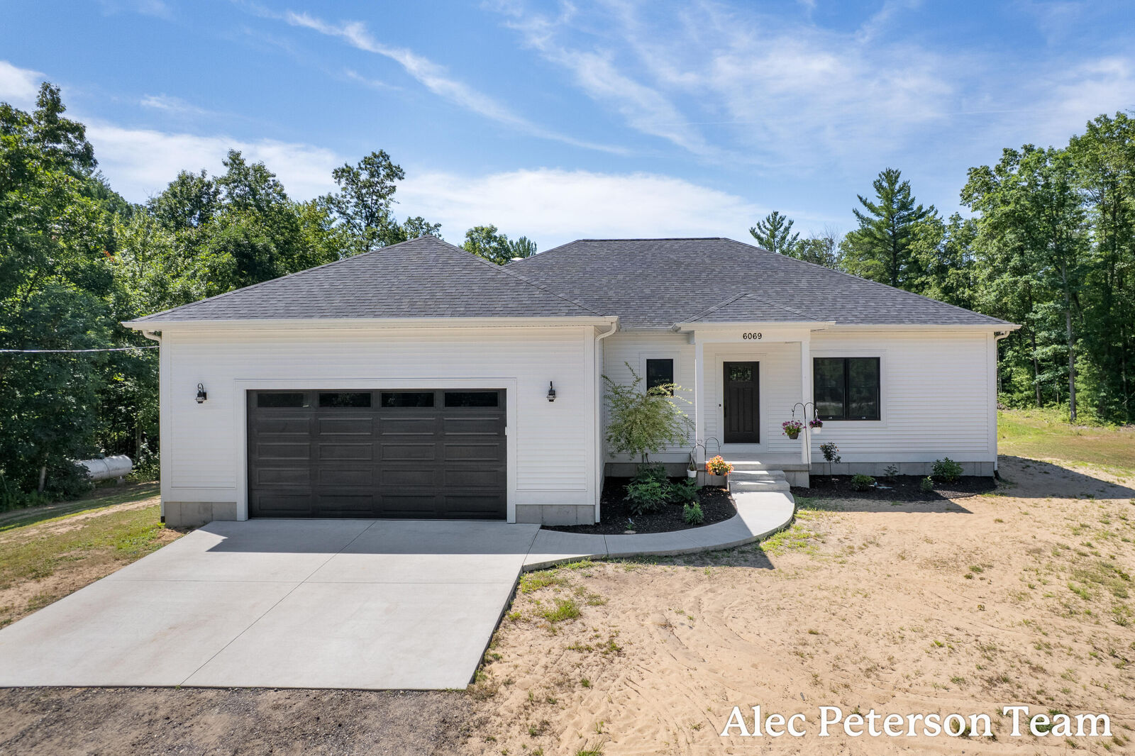 Property Photo:  6069 Ruthie Lane  MI 49415 