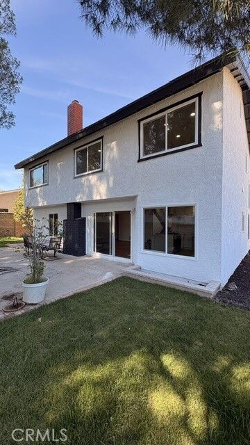 Property Photo:  816 Pamela Wood Street  CA 91320 