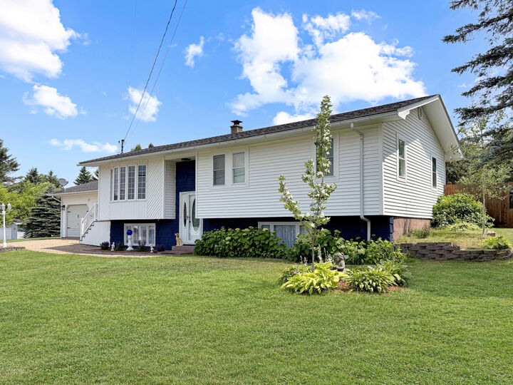Property Photo: 140 26th Avenue ME 04756