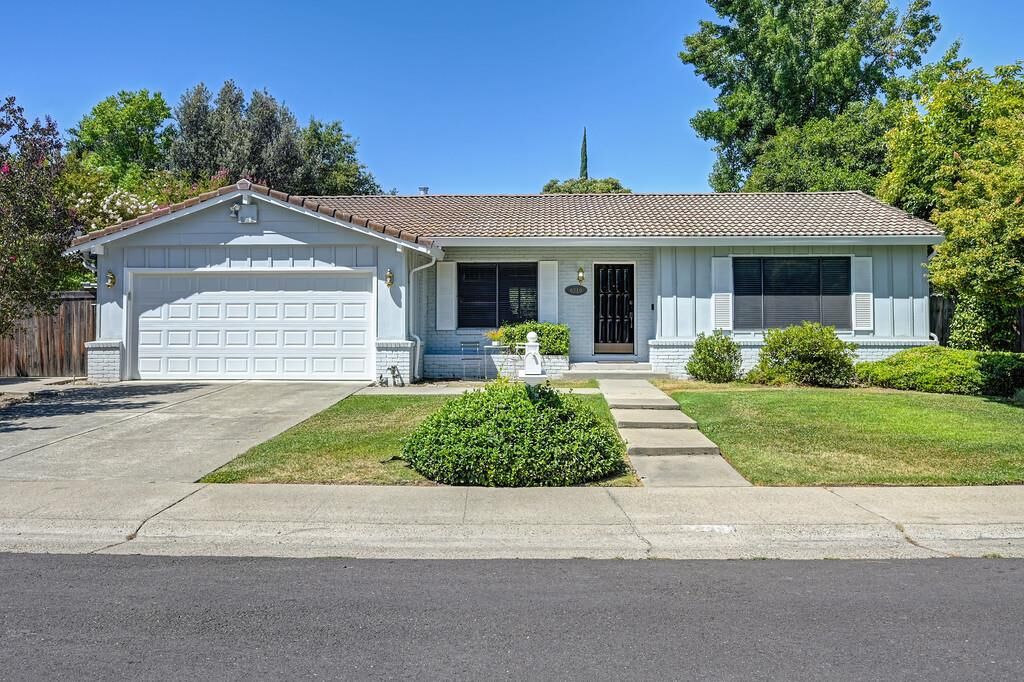 Property Photo: 6710 Steamboat Way CA 95831