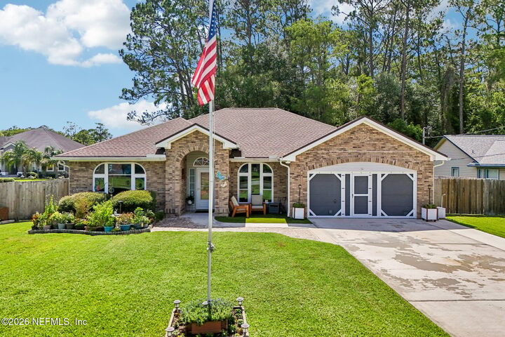 Property Photo: 4718 Pine Avenue FL 32003