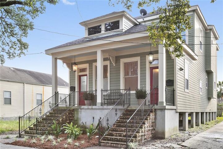 Property Photo: 3014 Banks Street LA 70119