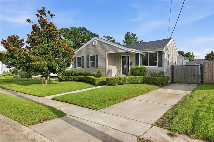 Property Photo: 4524 Utopia Drive LA 70001