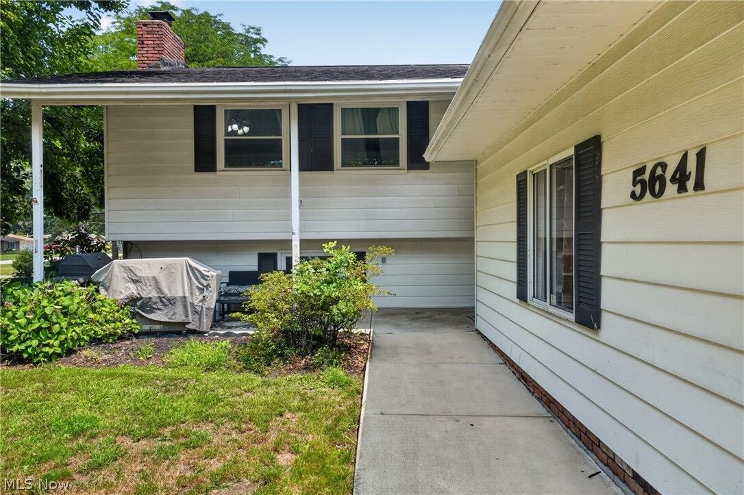 Property Photo: 5641 Meister Road OH 44060