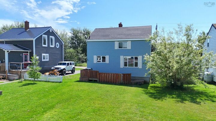 Property Photo: 31 Hillcrest Street NS B0E 1N0
