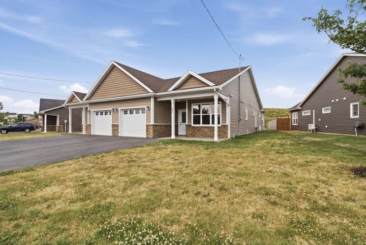 Property Photo:  35 Thistle Street  NS B0N 2A0 