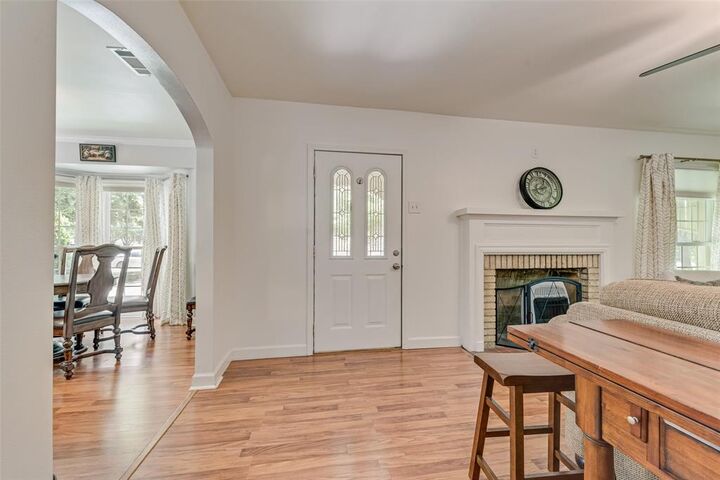 Property Photo: 2630 Langdon Avenue TX 75235