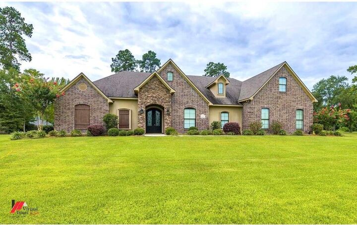 Property Photo:  5321 Mirabeau Circle  LA 71047 