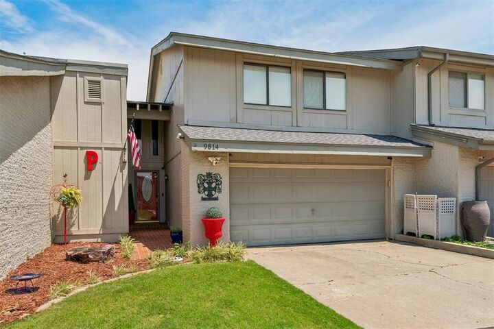 Property Photo:  9814 Hefner Village Drive  OK 73162 