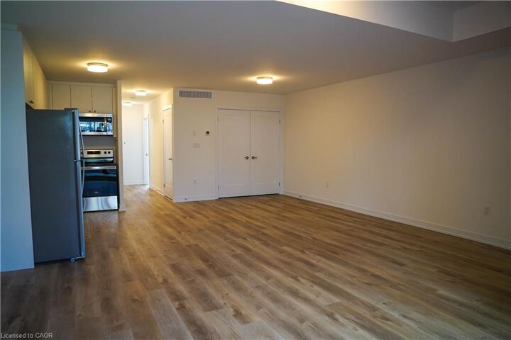 Property Photo:  40 Palace Street K9  ON N2E 0J3 