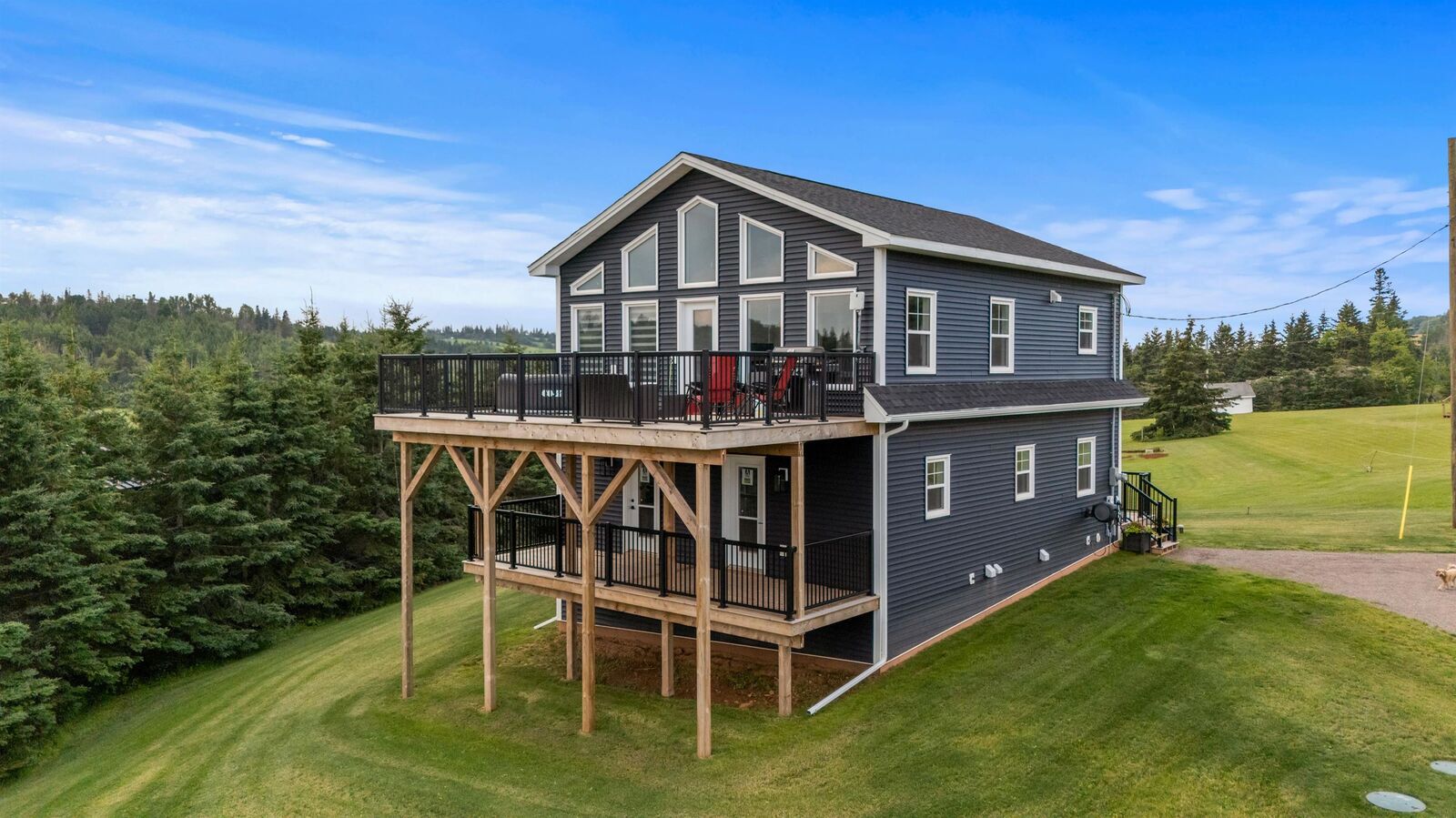 Property Photo: 31 Hilltop Court PE C0B 1M0
