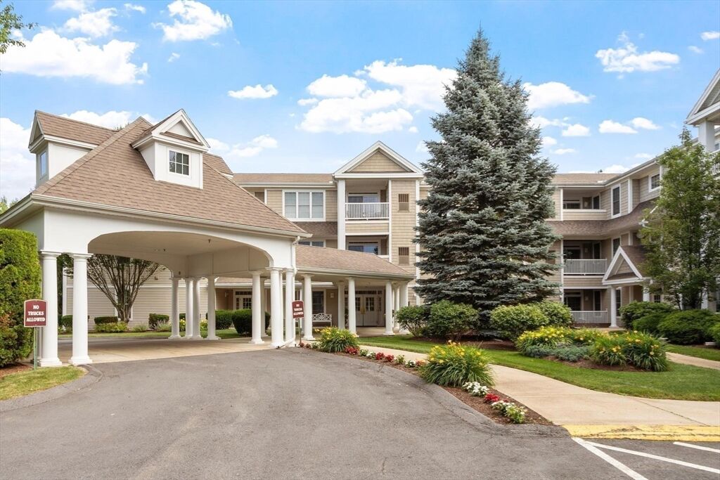 Property Photo: 1213 Emerald Court 1213 MA 01876