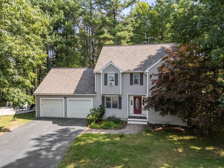 Property Photo:  61 Easy St  MA 01569 