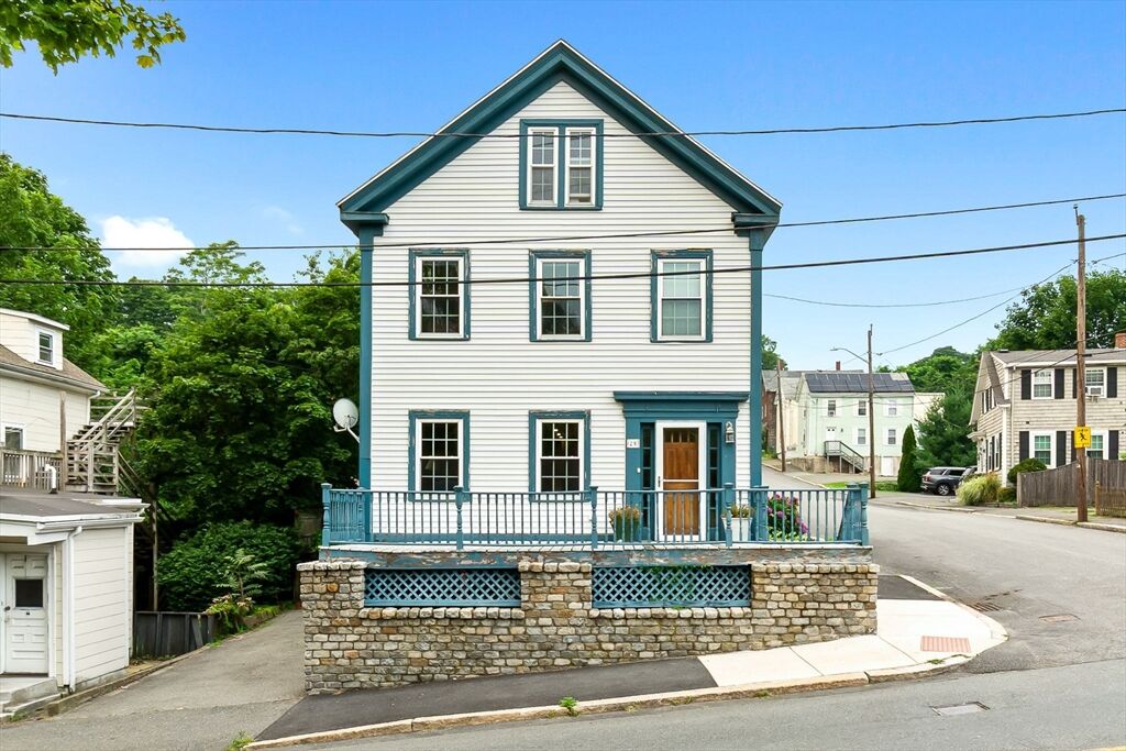 Property Photo:  28 Grove St  MA 01970 