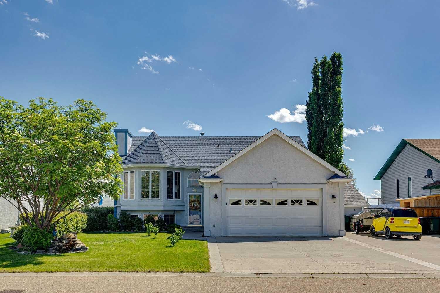 Property Photo:  28 Westpoint Drive  AB T0M 0W0 